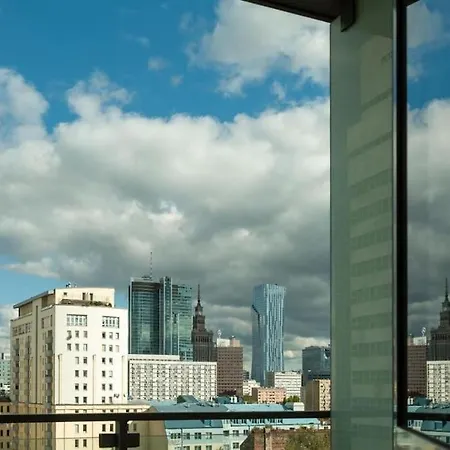 - Great Location - One Bedroom - Platinum Towers