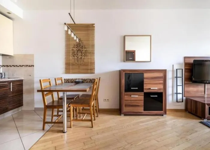 Urban Chic - One Bedroom - Luxury Stays- Platinum Towers&606 *