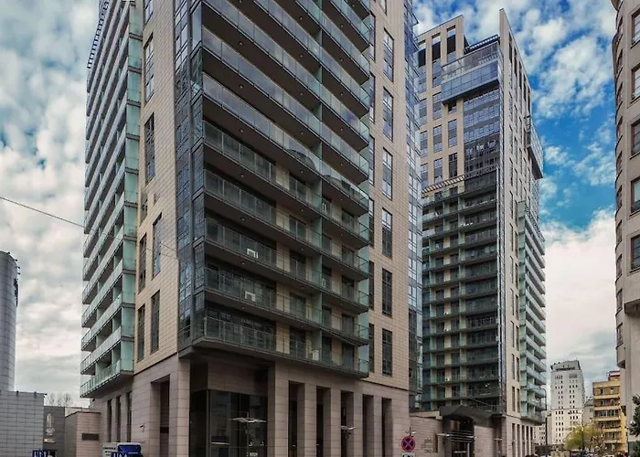 Urban Chic - One Bedroom - Luxury Stays- Platinum Towers&606