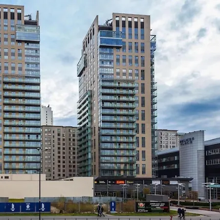 Apartmán Urban Chic - One Bedroom - Luxury Stays- Platinum Towers&606 Varšava